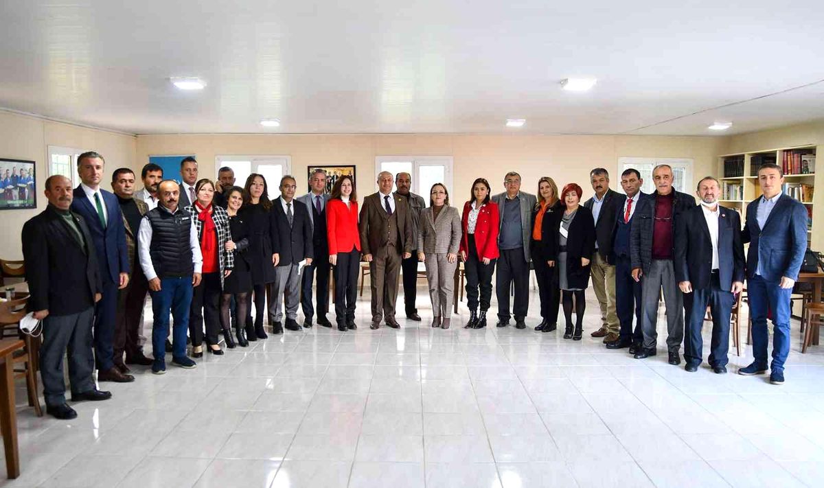 Tepebaşı\'nın muhtarları bir araya geldi
