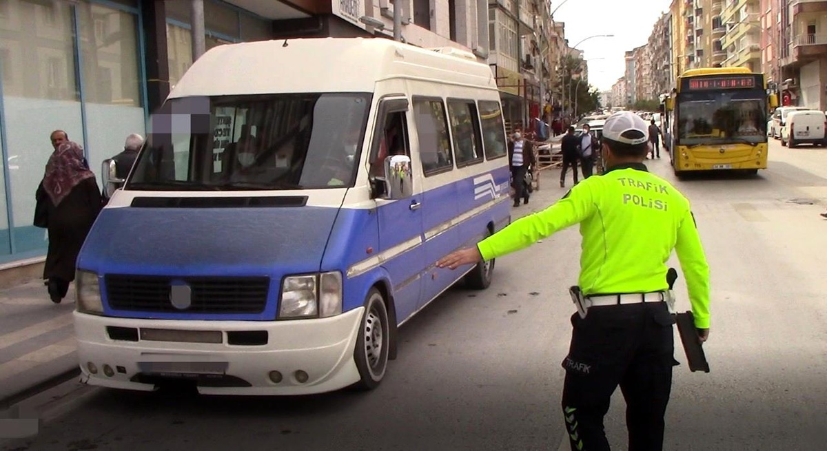 Malatya\'da trafik denetiminde 13 toplu taşıma aracına işlem yapıldı