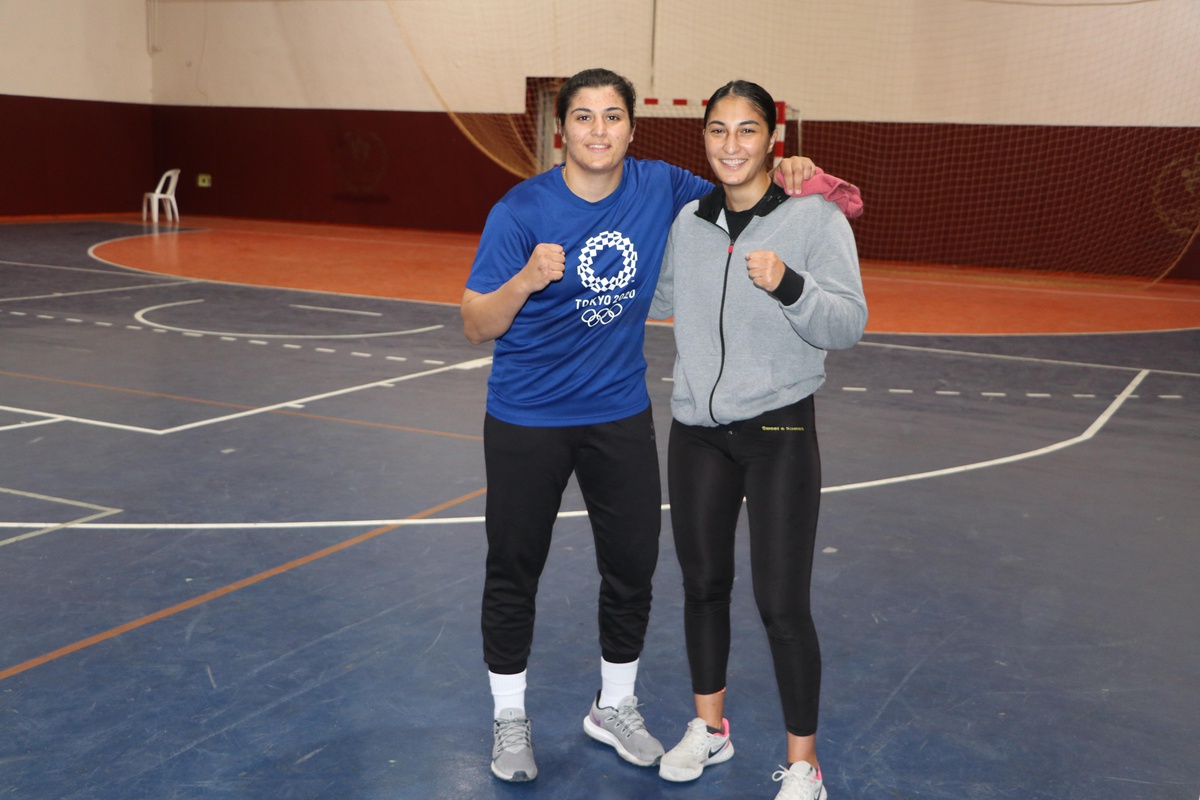 Tuğçenaz Sürmeneli\'nin hayali ikizi Busenaz ile olimpiyat madalyası
