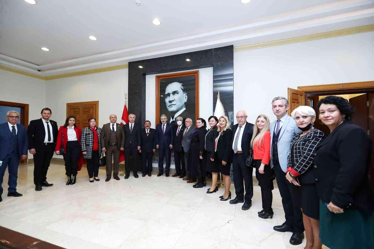 Vali Ayyıldız, "Muhtarların talep, istek ve şikâyetlerini çözüme kavuşturmak devletimizin önceliğidir."