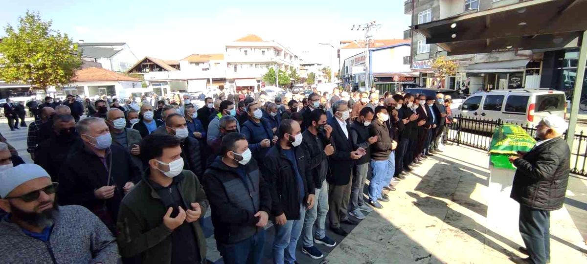 Ayağına kıymık battı, hayatını kaybetti