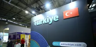 Bakü'deki Karabağ'ın yeniden imarı fuarına en büyük katılımı Türk şirketleri sağladı