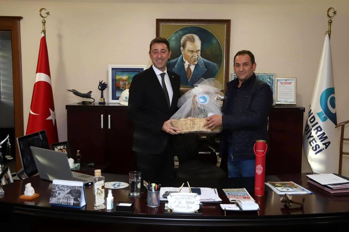 Başkan Tosun\'a hasat ve seçim ziyareti