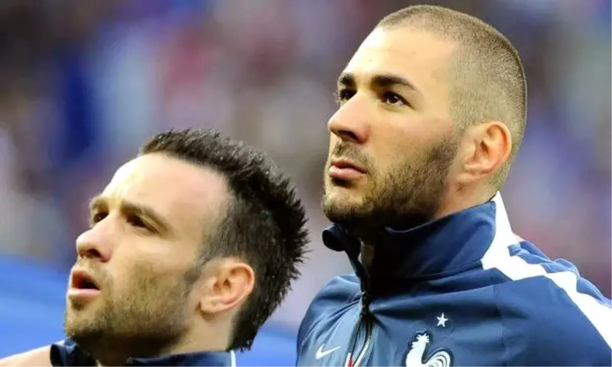 Benzema, Valbuena\'ya seks videosu ile şantaj yaptığı iddiasıyla yargılanıyor