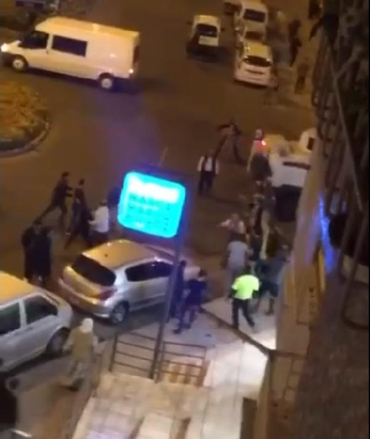 Son dakika haberi | Diyarbakır\'da 12 kişinin yaralandığı \'park kavgası\' kamerada