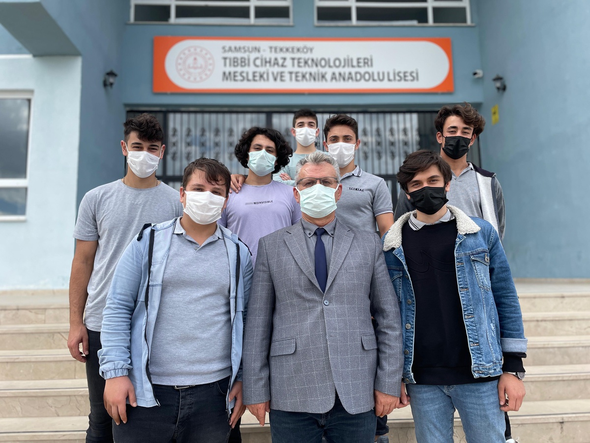 İş garantili meslek lisesinin ilk mezunları sektöre adım attı