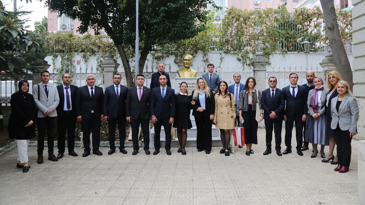 İstanbul\'da Azerbaycan\'dan gelen 15 eğitim yöneticisi için seminer düzenlendi