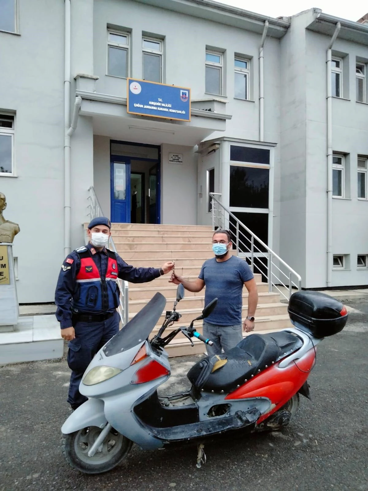 Kayseri\'de iki yıl önce çalınan motosiklet Kırşehir\'de jandarmanın dikkati sayesinde bulundu