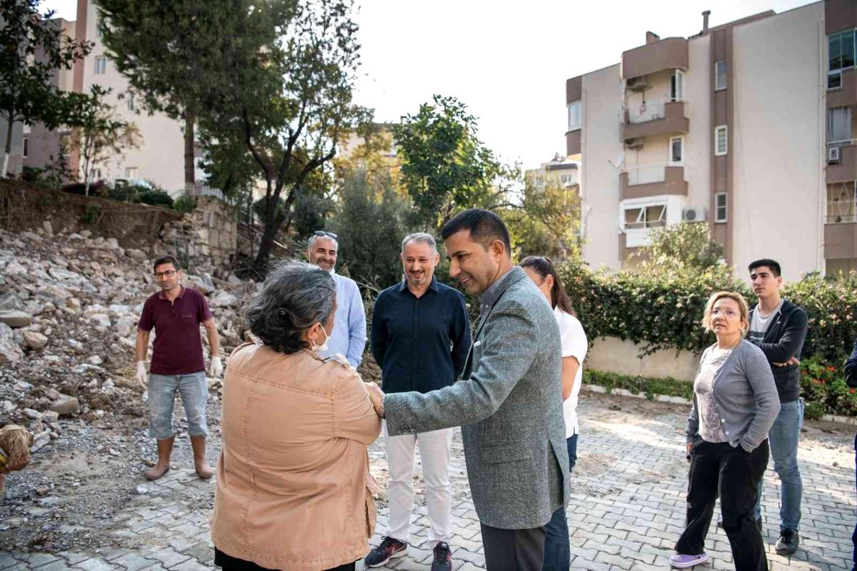 Kuşadası\'nda yaralar sarılıyor