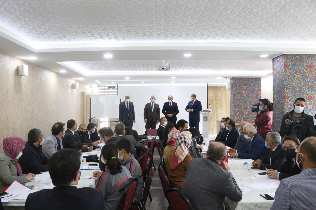 MEB Şurası Bölge İstişare Toplantısı Kayseri\'de yapıldı