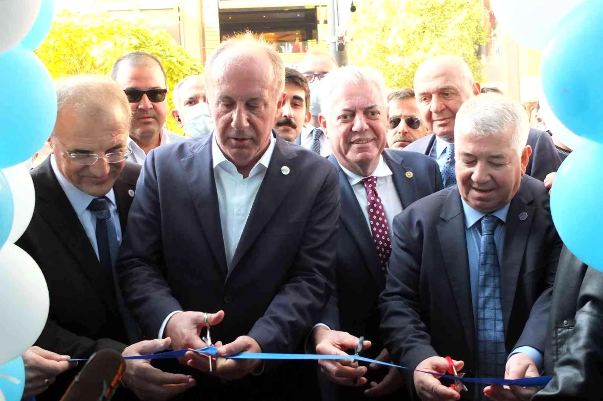 Muharrem İnce, Bandırma\'da yarış atına bindi, esnafı gezdi