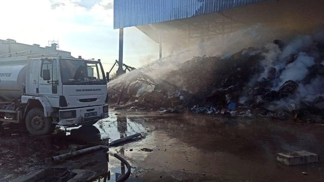 Son dakika haberleri | Osmaniye'de geri dönüşüm fabrikasında çıkan yangın kontrol altına alındı