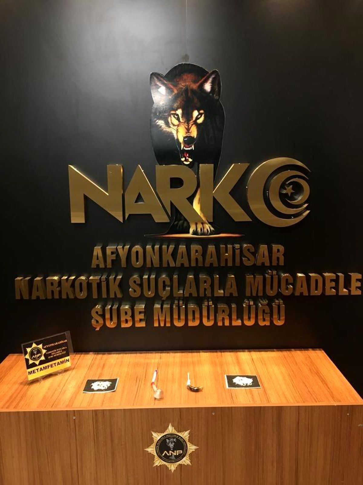 Son dakika haberleri! Polis, uyuşturucu alışverişini suçüstü yaptı