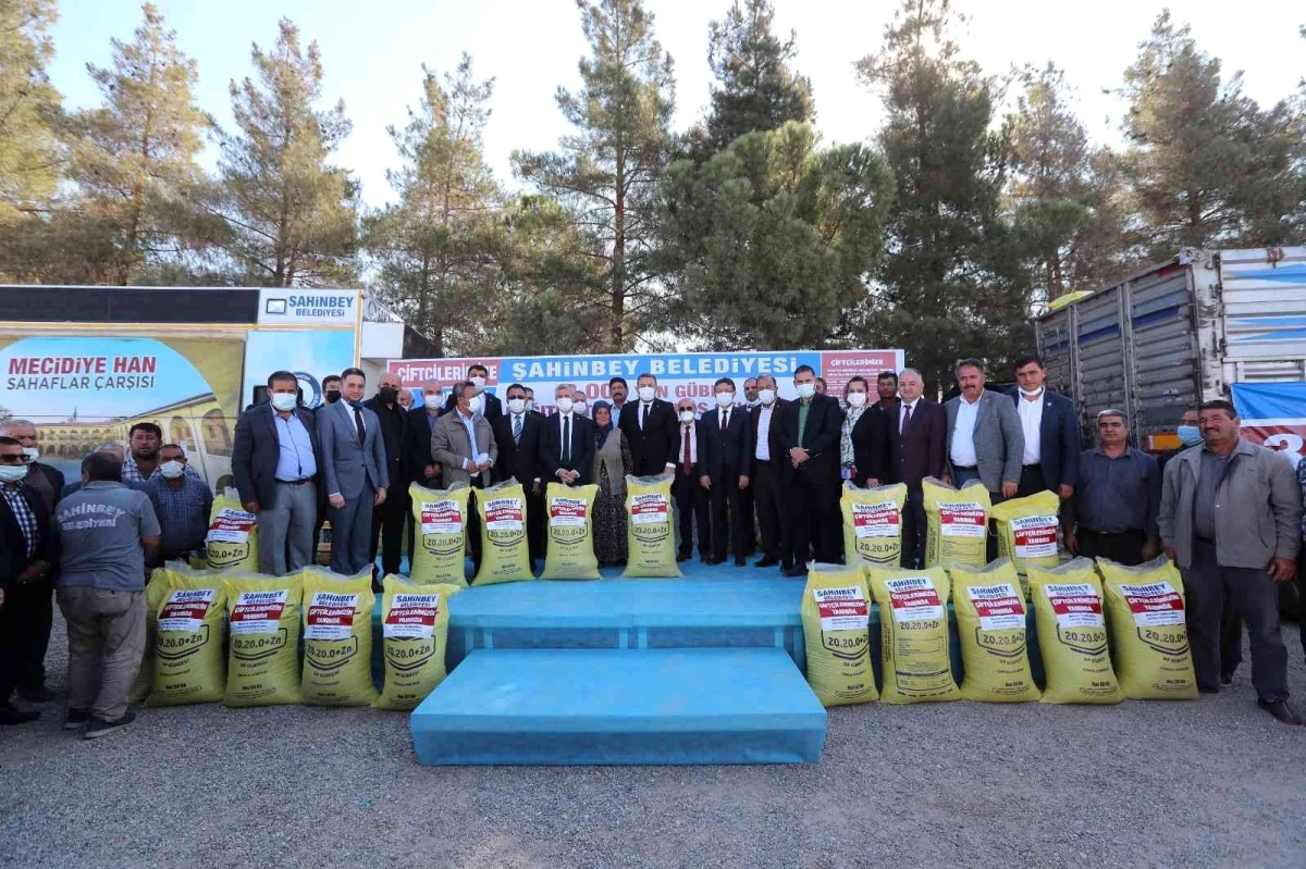 Şahinbey\'de çiftçilere 13 bin ton gübre desteği sağladı