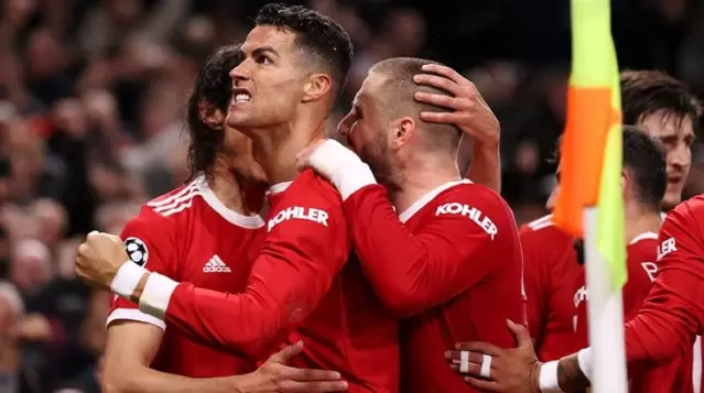 Old Trafford'da müthiş geri dönüş! Manchester United, Atalanta karşısında küllerinden doğdu Old Trafford'da müthiş geri dönüş! Manchester United, Atalanta karşısında küllerinden doğdu