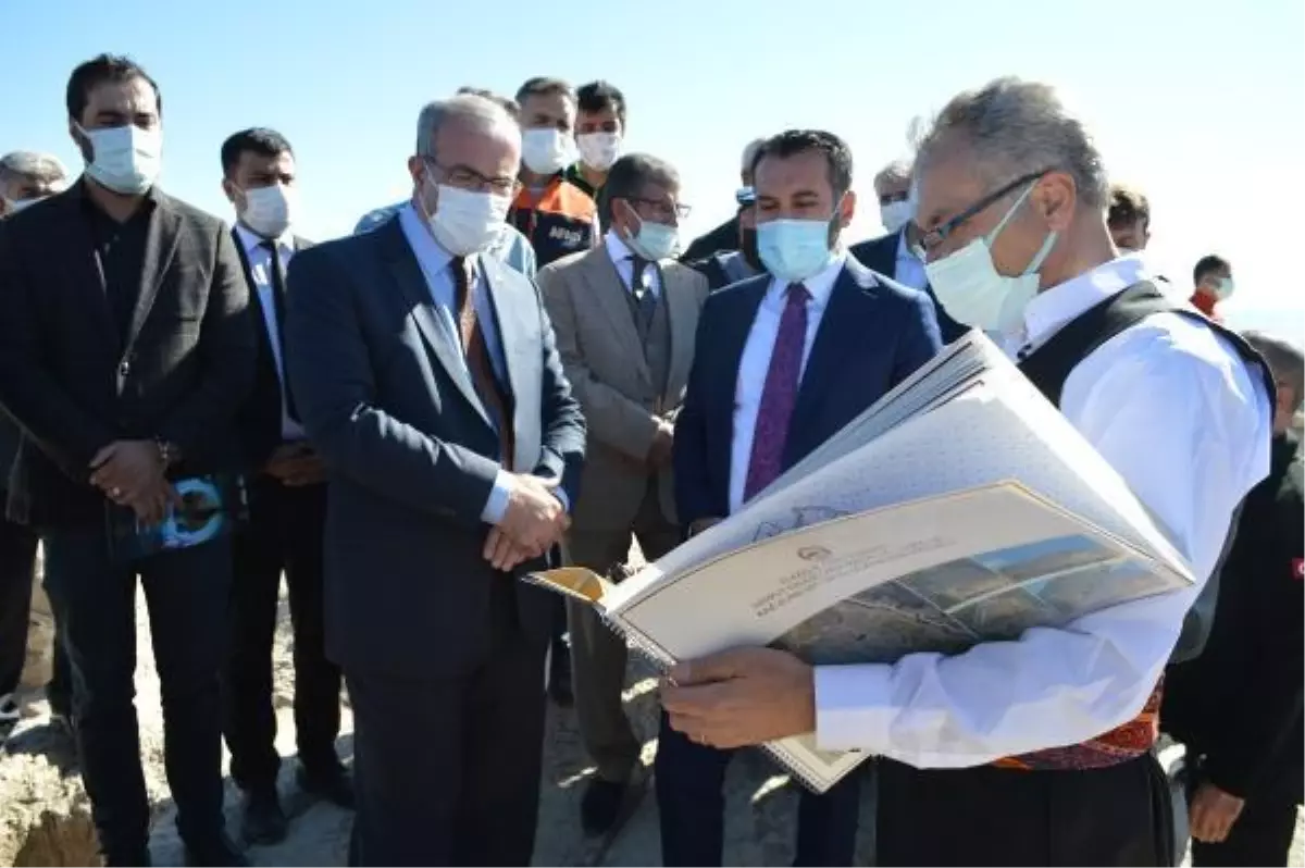 TARİHİ HARPUT KALESİ\'NDE 3 ALAN ZİYARETÇİLERE AÇILDI