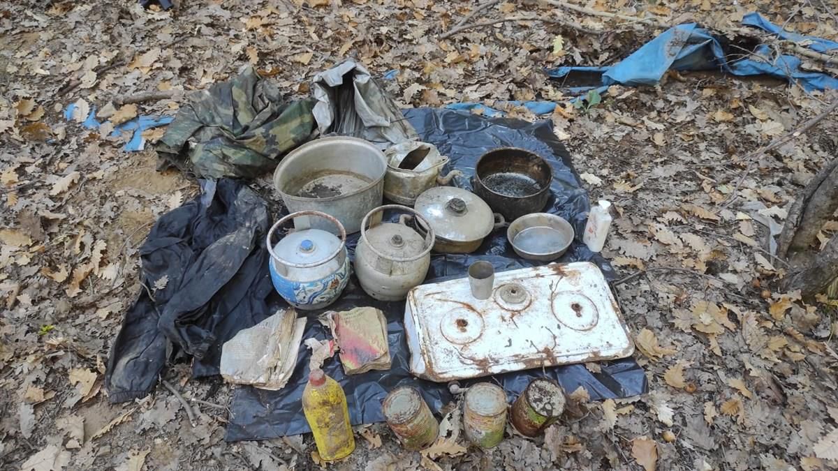 Bingöl\'de terör örgütü PKK\'lı teröristlerce kullanılan 2 sığınak bulundu