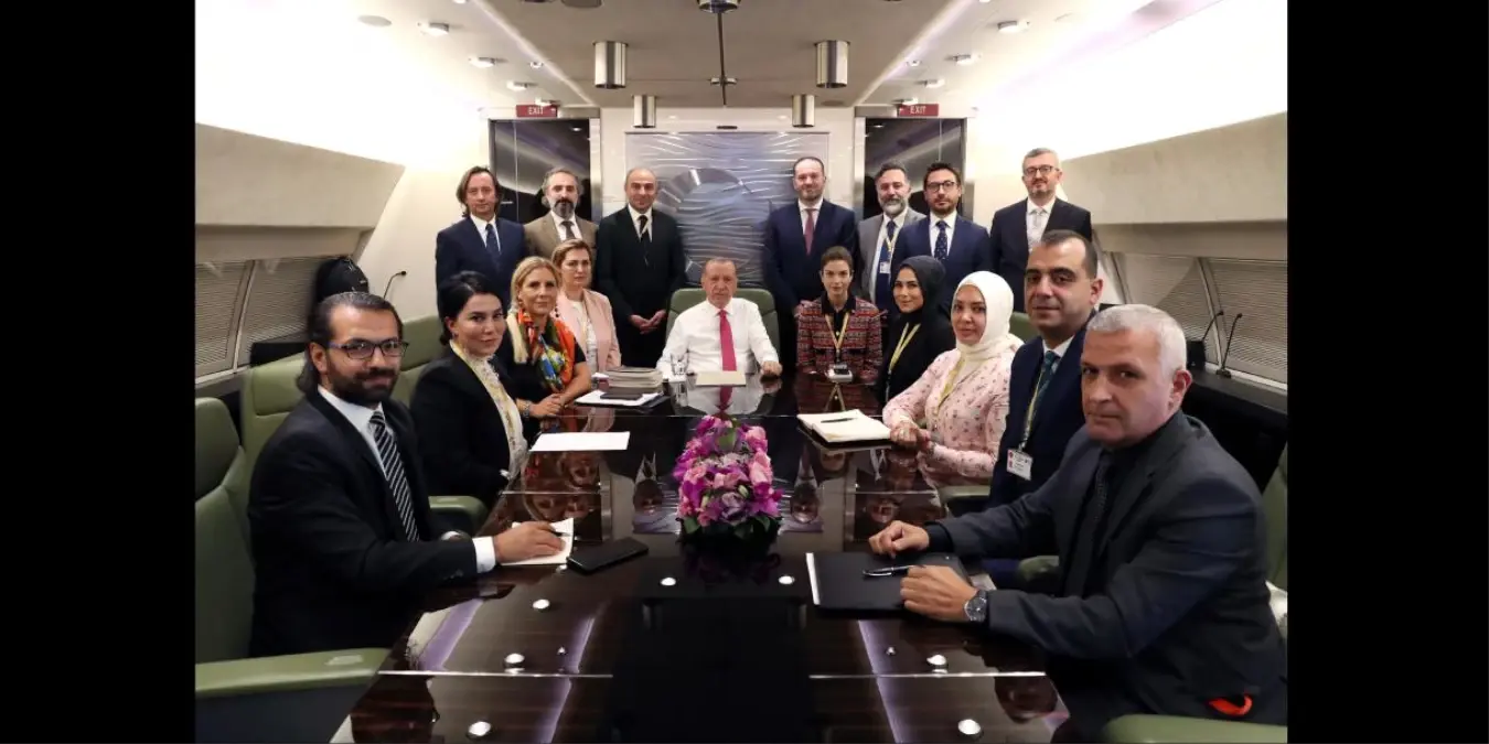 Cumhurbaşkanı Erdoğan, Angola, Togo ve Nijerya ziyareti sonrası gazetecilerle söyleşi gerçekleştirdi