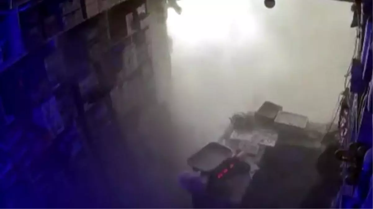 İdlib\'te 11 kişinin öldüğü pazar yeri saldırısının kamera görüntüleri ortaya çıktı