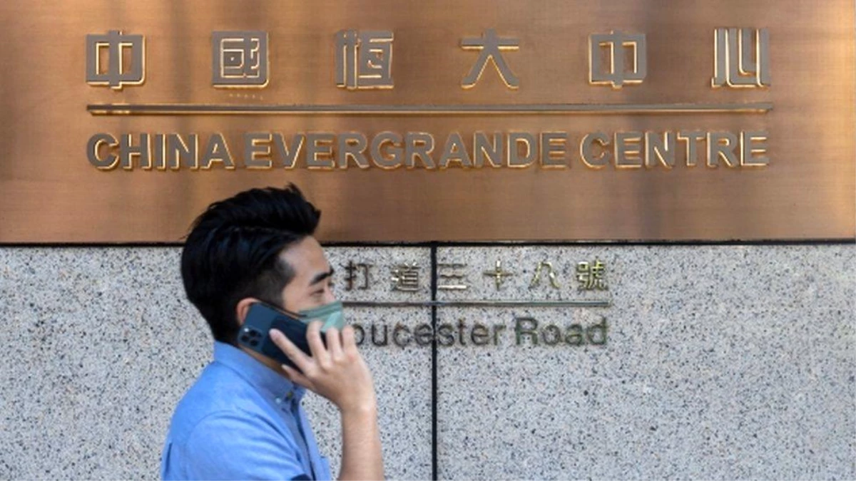 Evergrande hisseleri yüzde 14 değer kaybetti, Çin\'in gayrimenkul devi piyasaları kaygılandırıyor