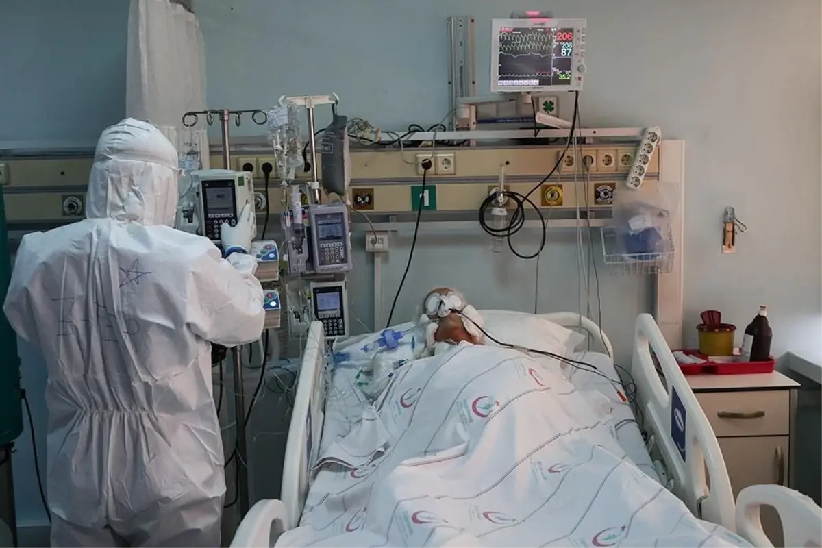 İngiltere\'de vaka sayıları kış aylarında 100 bine çıkabilir