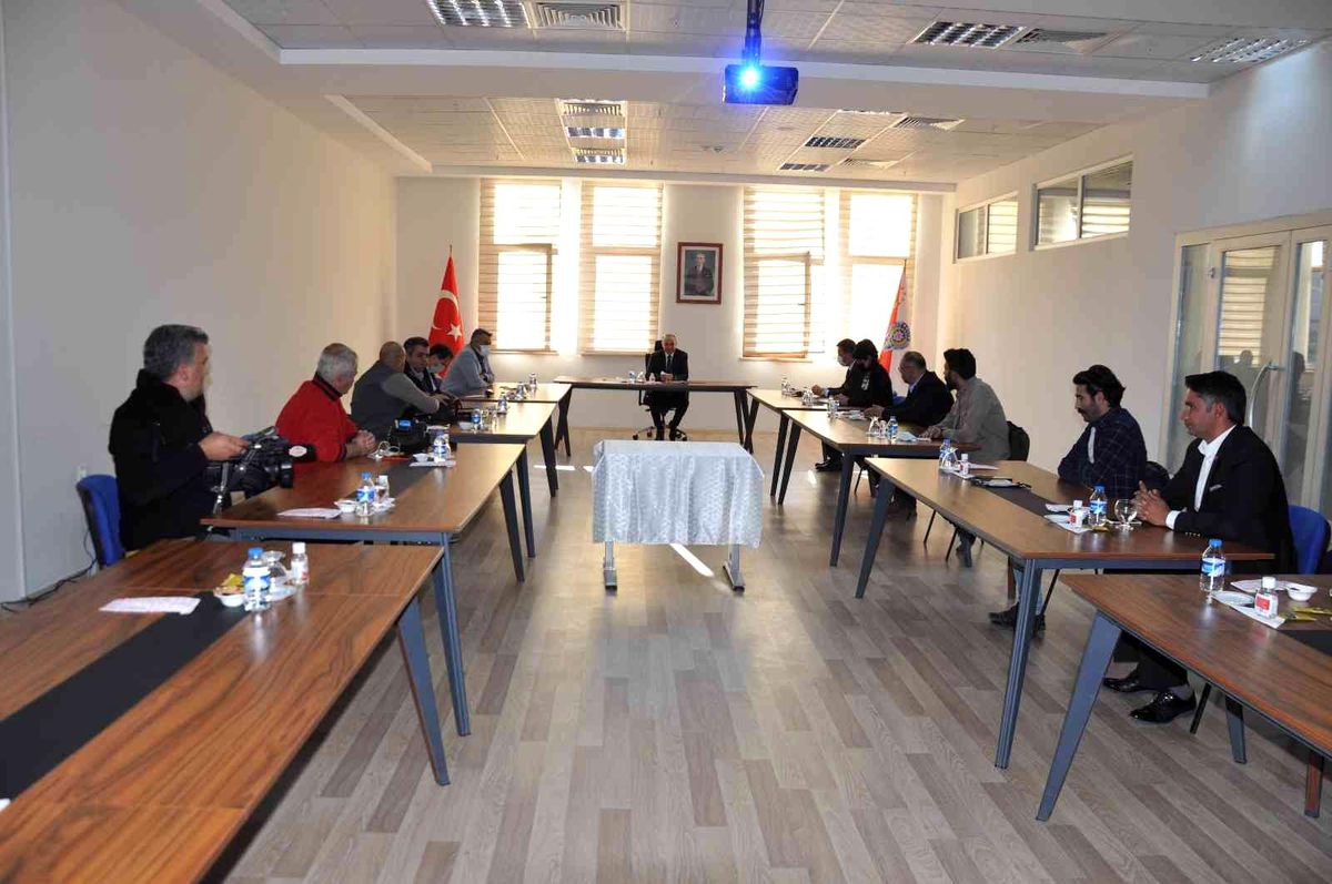 Son dakika: Kars Emniyet Müdürü Sağdıç basınla buluştu