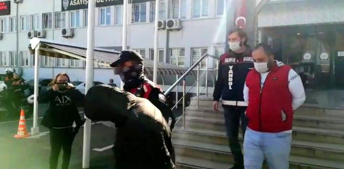 Son dakika haberleri! Kendilerini polis olarak tanıtıp 145 bin lira dolandırdılar