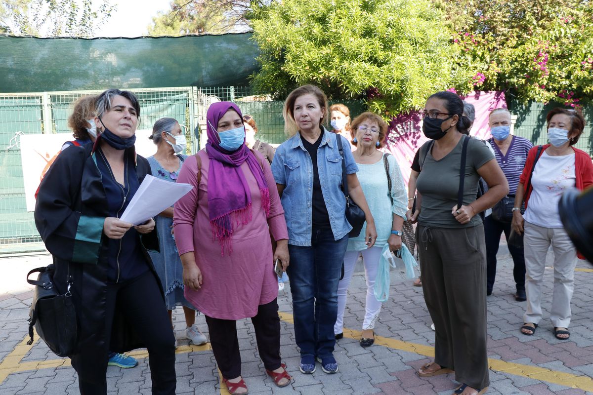 Eşini bıçakla öldüren sanık için ağırlaştırılmış müebbet hapis istendi