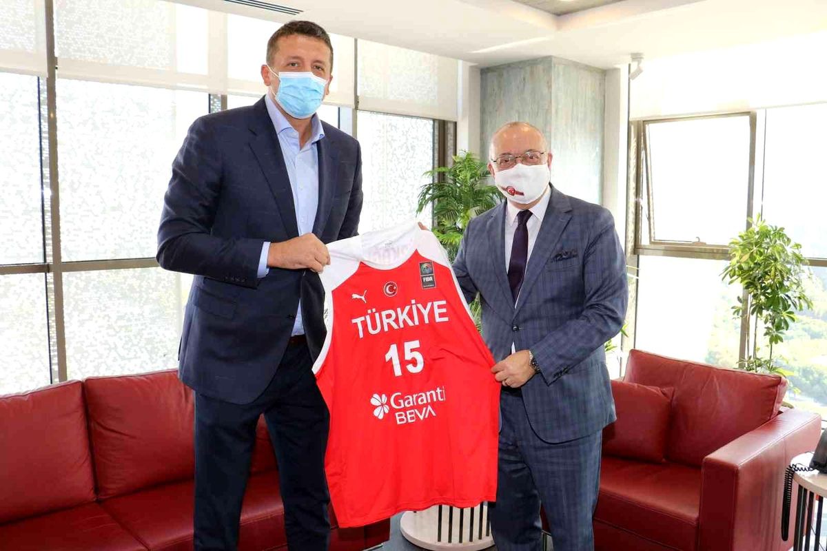 TBF Başkanı Türkoğlu\'ndan Başkan Ergün\'e ziyaret