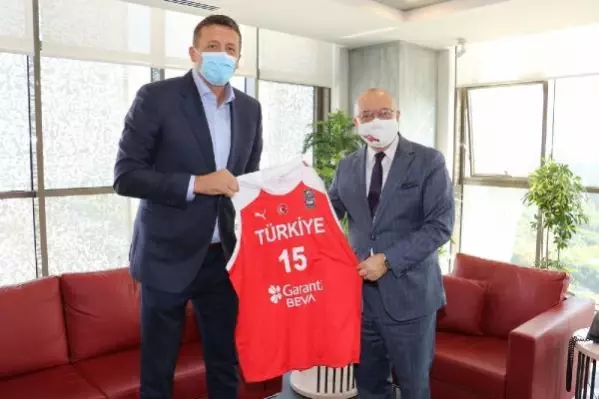 TBF Başkanı Türkoğlu'ndan Cengiz Ergün'e ziyaret