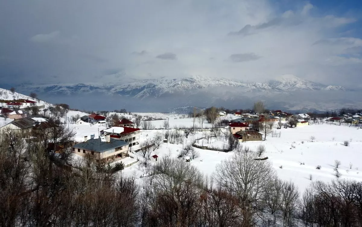 Doğu Anadolu\'da Pazartesi\'den itibaren kar bekleniyor, hava sıcaklığı 10 derece düşecek