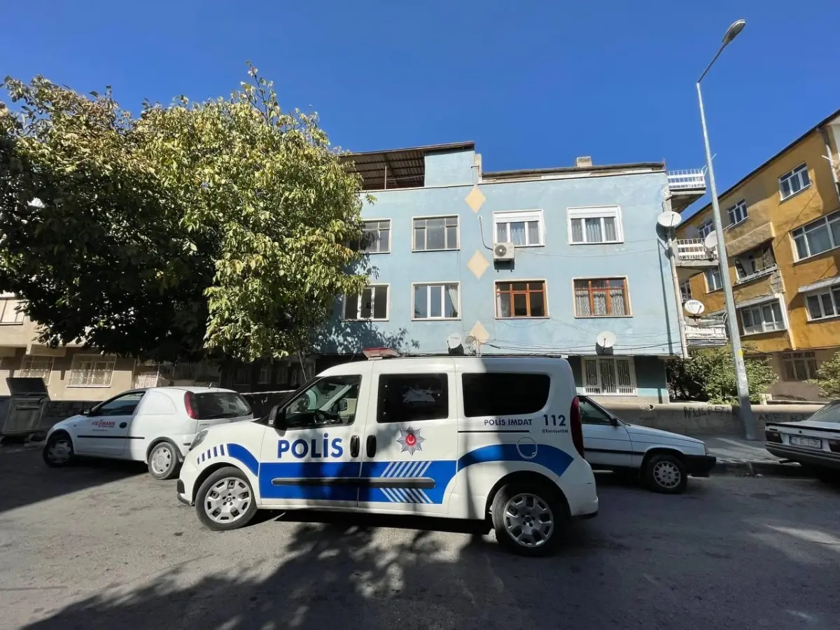 Son dakika haberleri... Kayseri\'de bir kadın evinde ölü bulundu