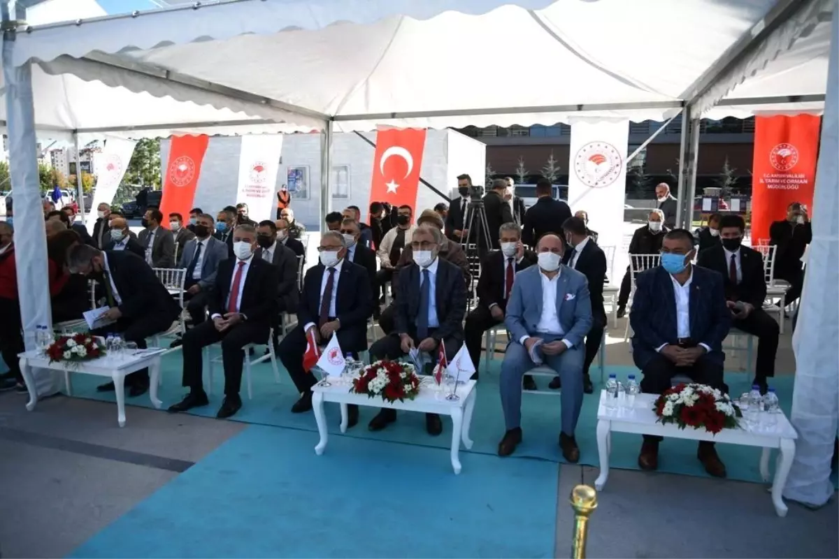 Kayseri Tarım ve Orman Müdürlüğünden üreticilere araç ve ekipman desteği