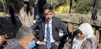 Saraykent'te yaşlı ve engelli vatandaşların yeni kimlik kartları evlerinde veriliyor