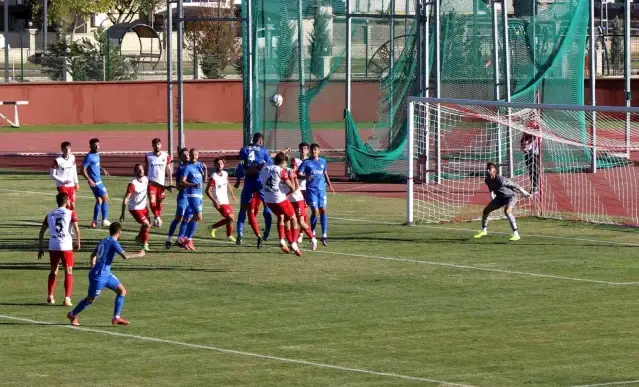 24Erzincanspor kendi evinde Ankara Demirspor ile 1-1 berabere kaldı