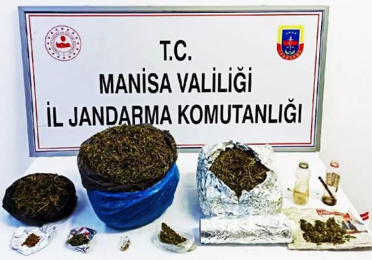 Eve yapılan baskında 3 kilo esrar ele geçirildi; 1 gözaltı