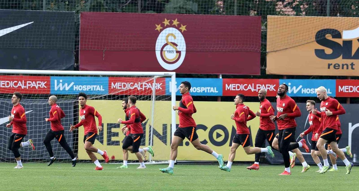 Galatasaray\'da gözler Beşiktaş derbisine çevrildi