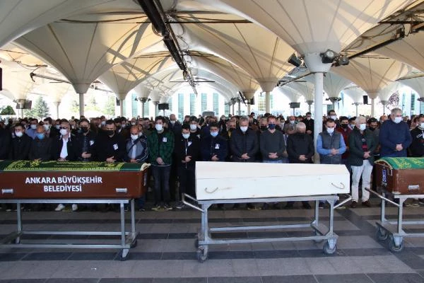 Son yolculuğuna uğurlanan Kemal Kuruçay'ın cenazesine sanat camiasından az sayıda katılım