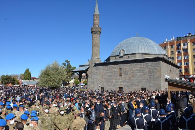 Şehit askerin ölümündeki ihmal iddiasının en önemli delili silah arkadaşlarının elindeki video olacak