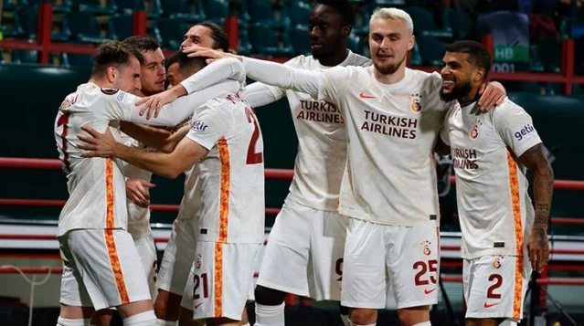 Türkiye'nin gururu! Rakiplerini tek tek dize getiren Galatasaray, Avrupa'da bir ilki yaşadı