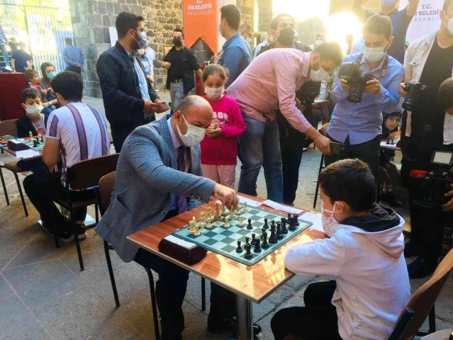 Sur Belediyesi geleneksel 1. satranç turnuvası başladı
