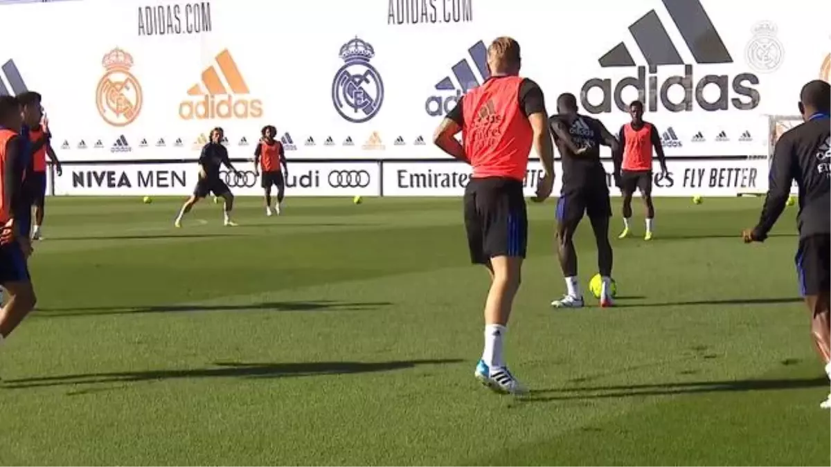 Toni Kroos El Clasico\'ya Hazırlanıyor