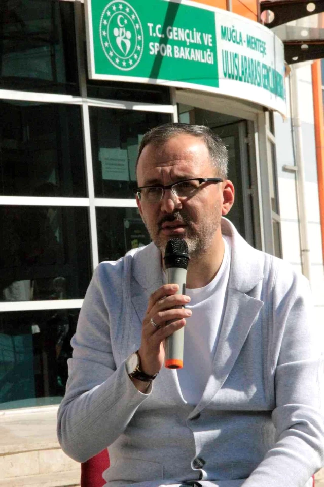 Bakan Kasapoğlu, 'Yarının Sultanları' projesi için Muğla'da