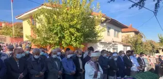 Son dakika! Burdur'da feci kazada hayatını kaybeden aile yan yana toprağa verildi