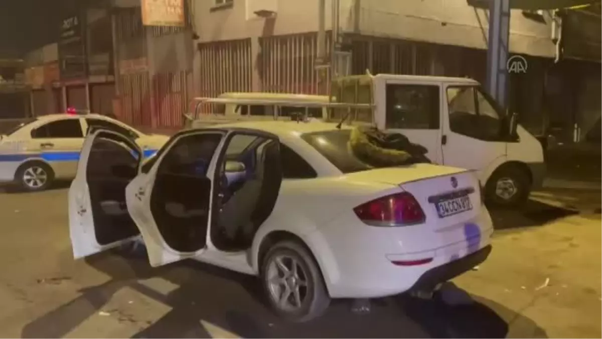 "Dur" ihtarına uymayan otomobilde el bombası çıktı