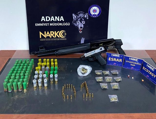 Adana'da uyuşturucu operasyonlarında yakalanan 15 şüpheli tutuklandı