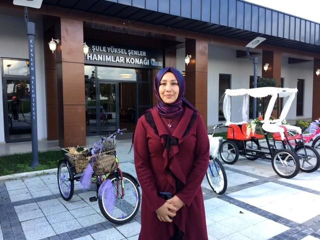 40 yaş üstü kadınlar, ilk defa bisiklet sürmenin heyecanını yaşadı