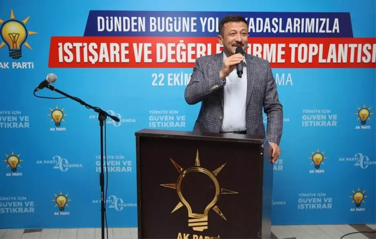 AK Parti, Bergama\'da "istişare ve vefa" toplantısı yaptı