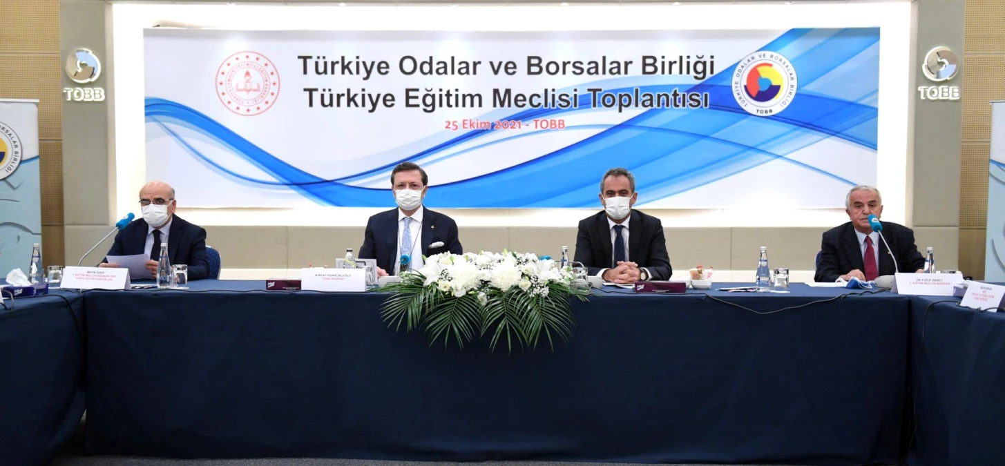 BAKAN ÖZER, TOBB TÜRKİYE EĞİTİM MECLİSİ TOPLANTISI\'NA KATILDI