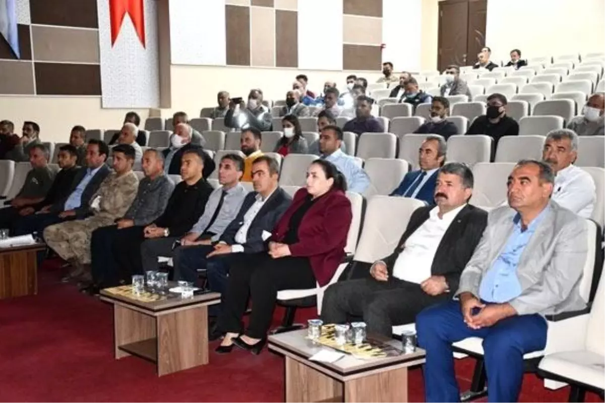 Besni\'de, uyuşturucuyla mücadele konferansı verildi